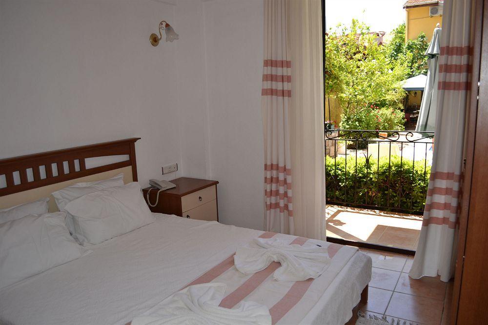 Villa Danlin Hotel Гьочек Екстериор снимка