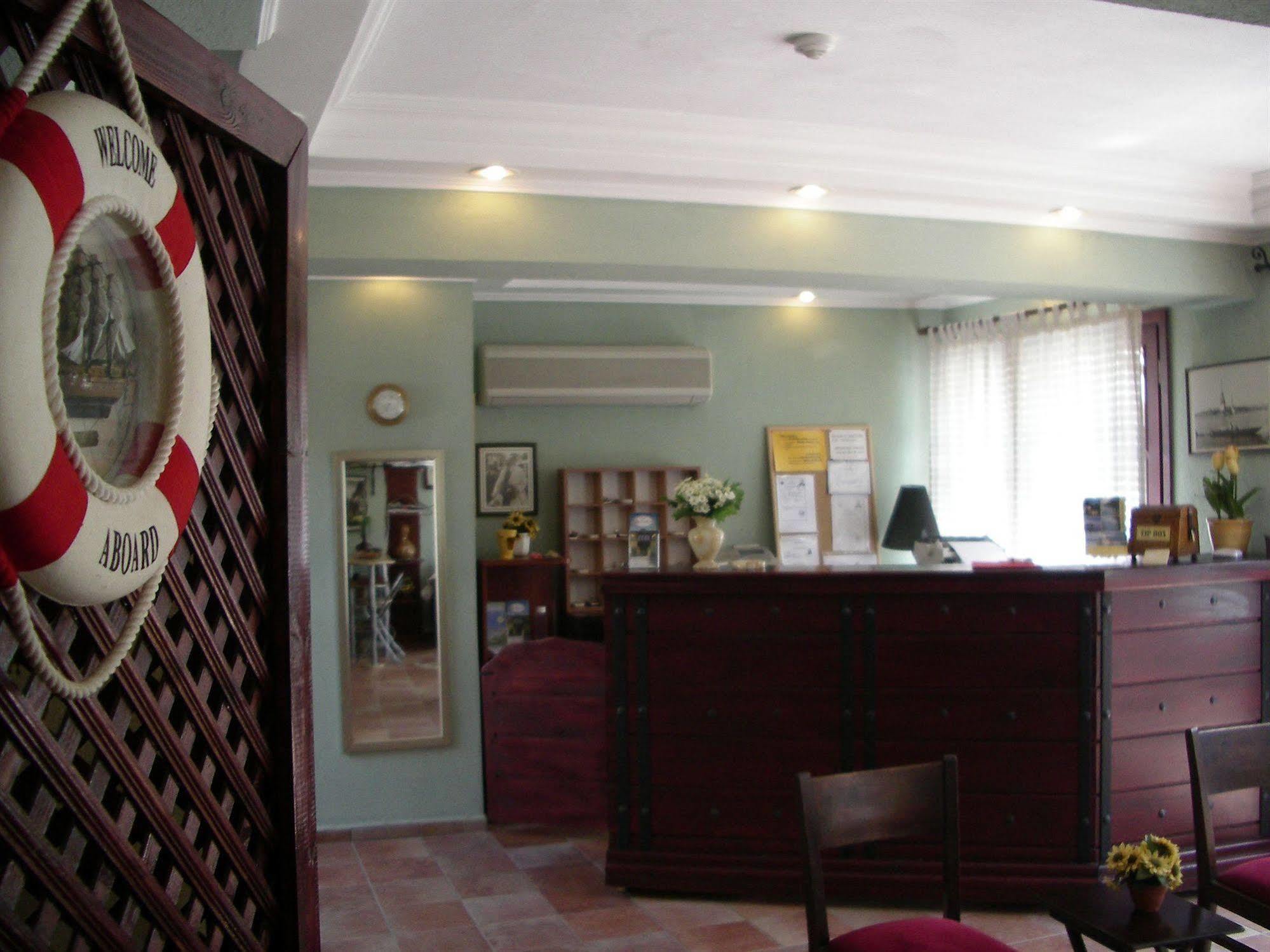Villa Danlin Hotel Гьочек Екстериор снимка