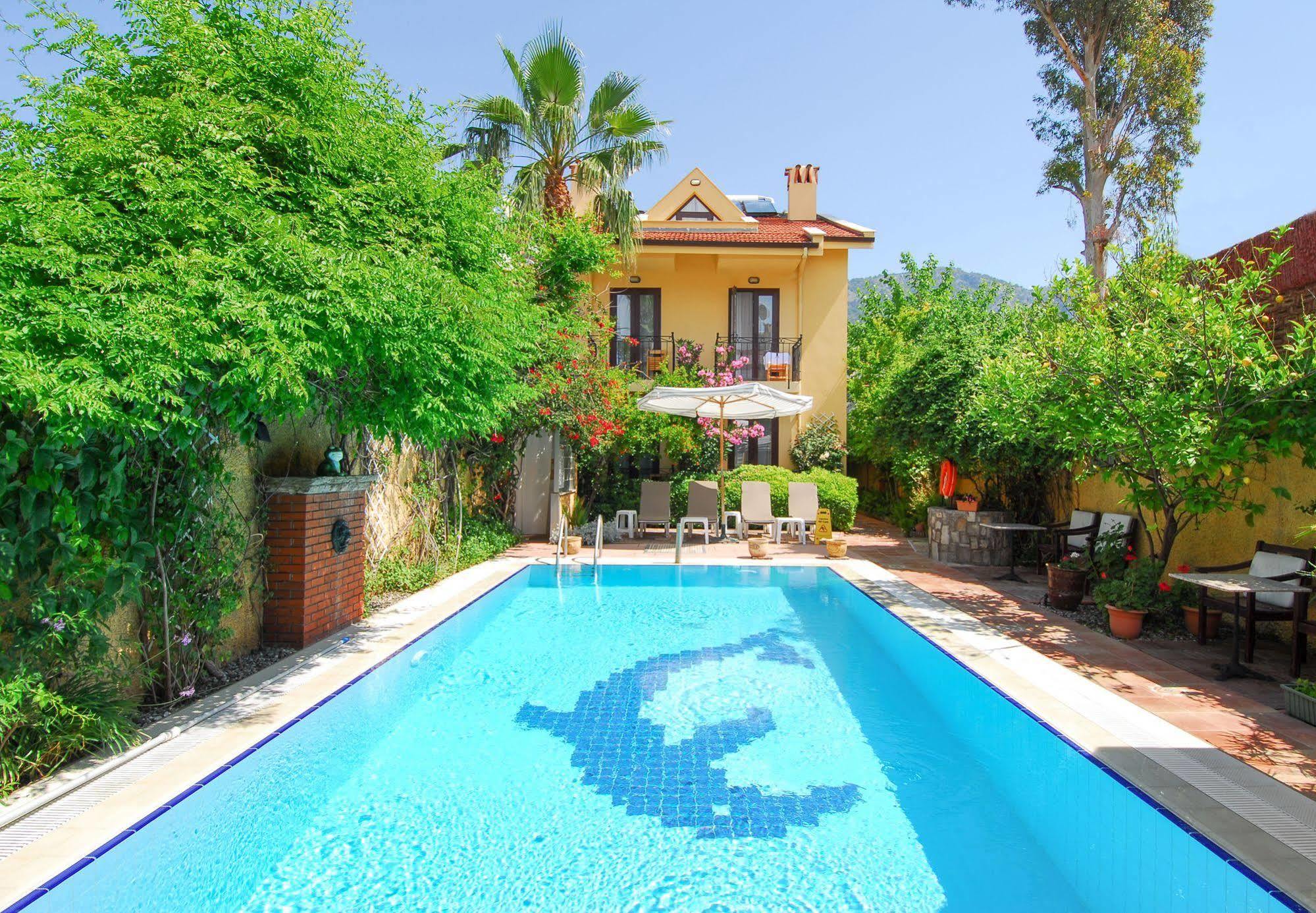 Villa Danlin Hotel Гьочек Екстериор снимка